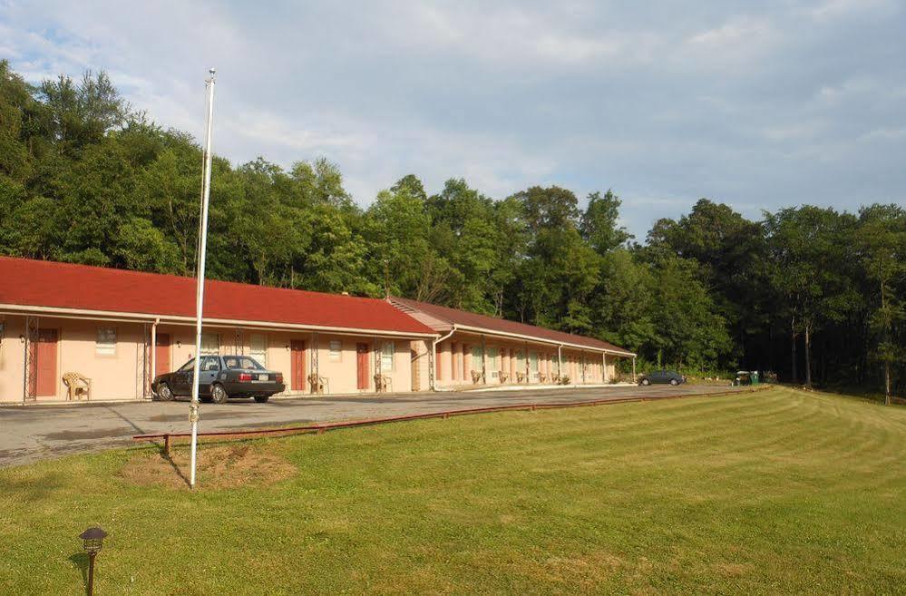 Motel 22 Mapleton Depot Huntingdon Exterior foto